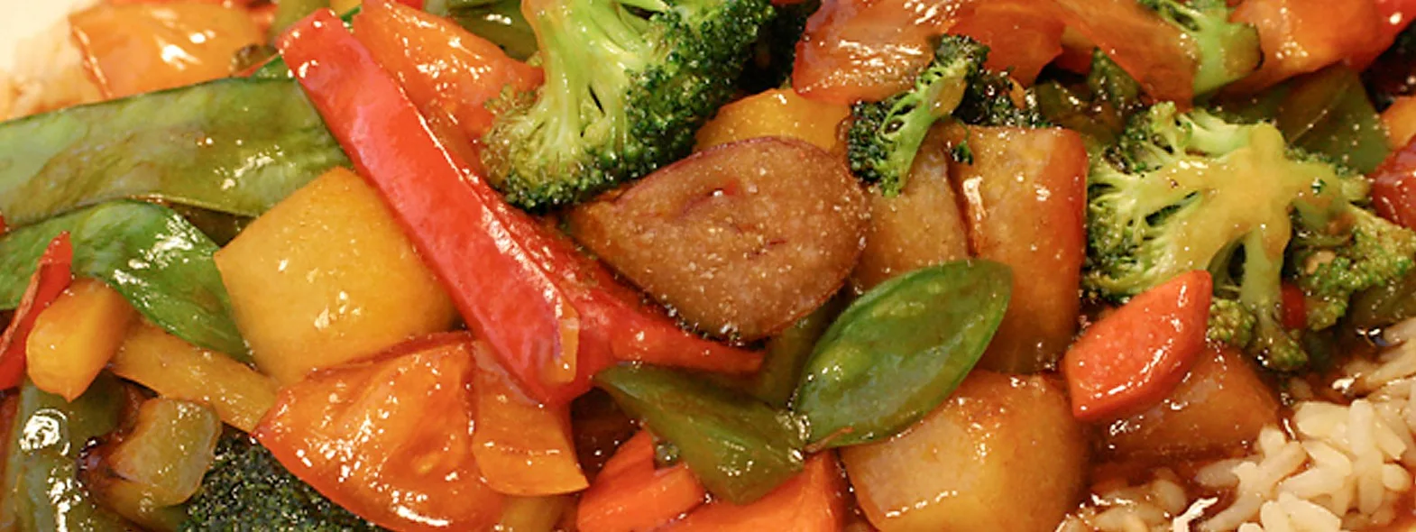Stir-fry with vegetables and rice at Wert's Cafe