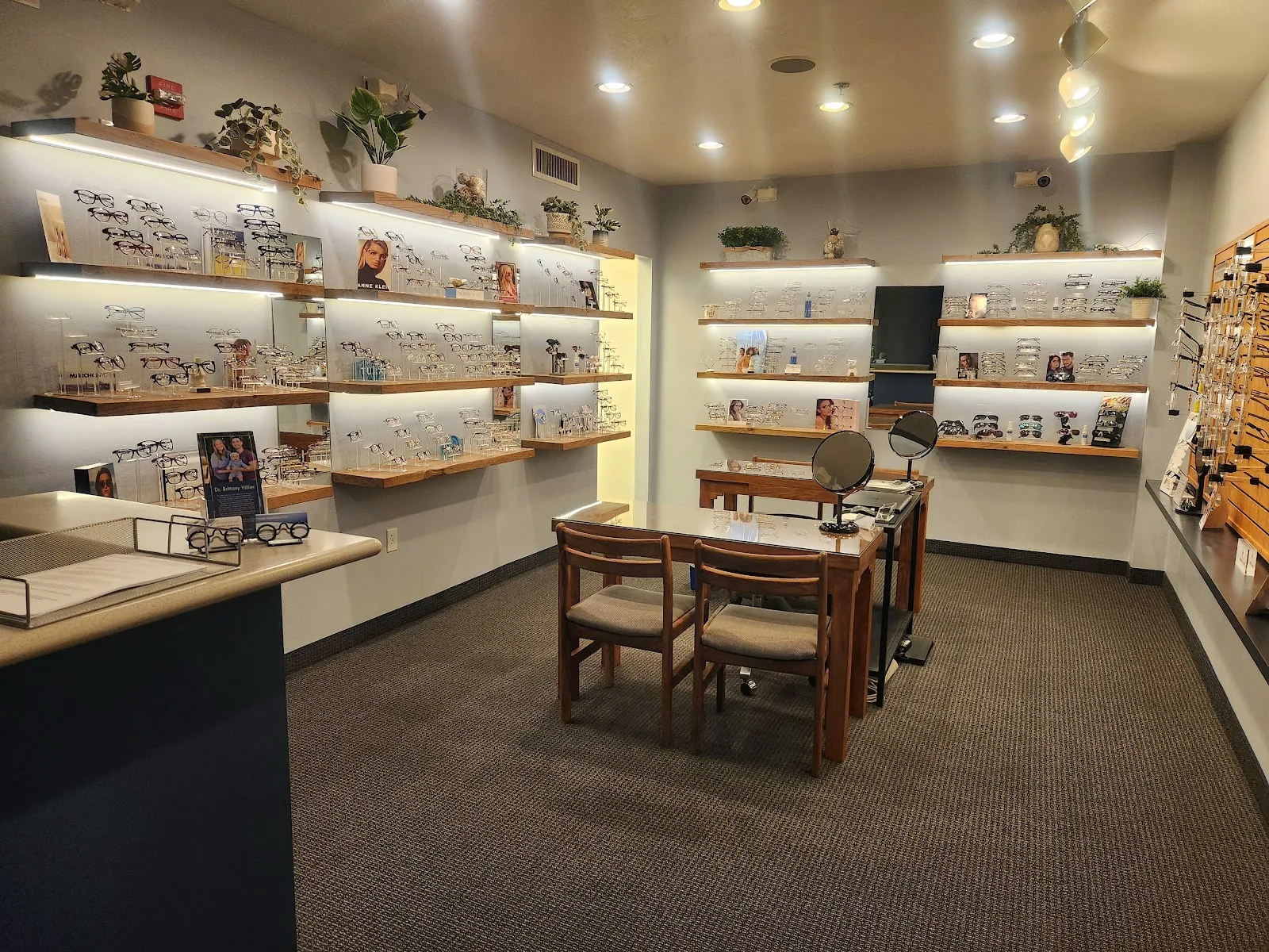 Sun State Eye Care - Sun City West, photo 2