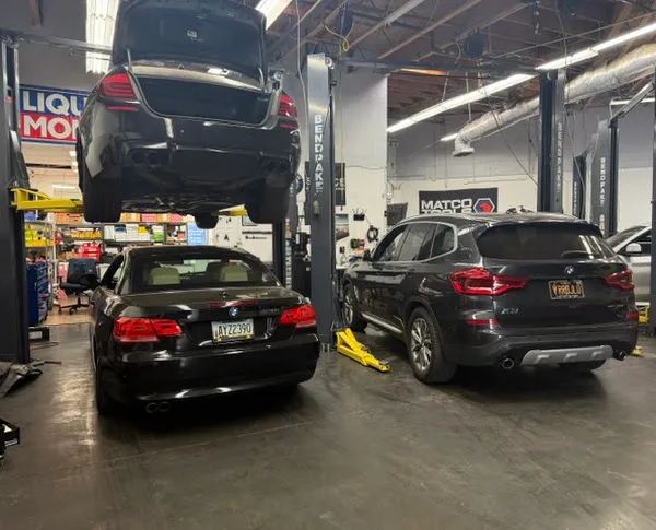 Babbitt Motor Werks — North Scottsdale, photo 2