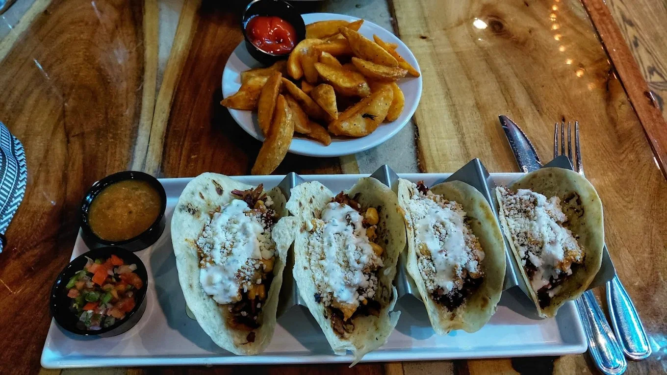 Duke's Roadhouse, photo 4